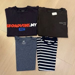Bundle of four T-shirts. Size men extra small